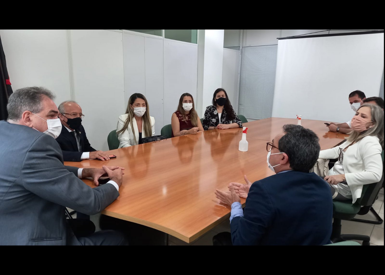 Corregedoria dialoga com delegatárias de serventias